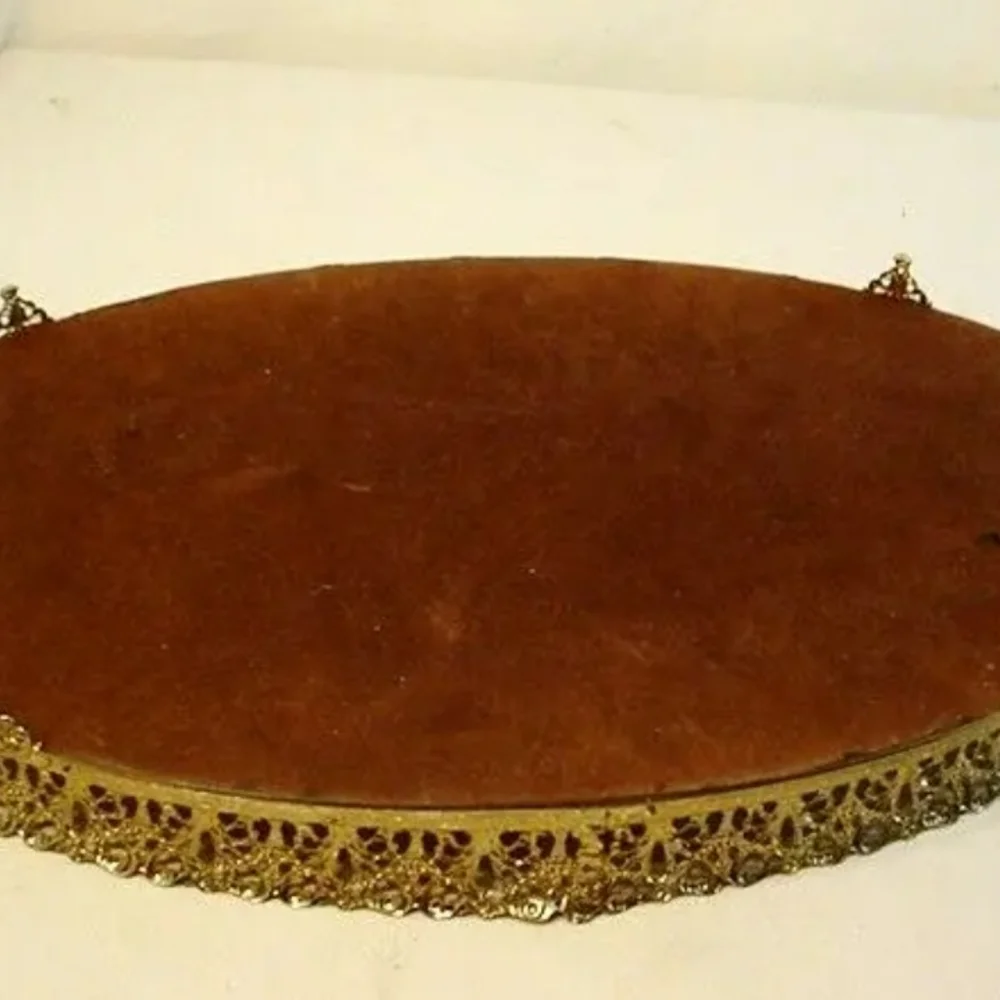 Antique mirrored makeup